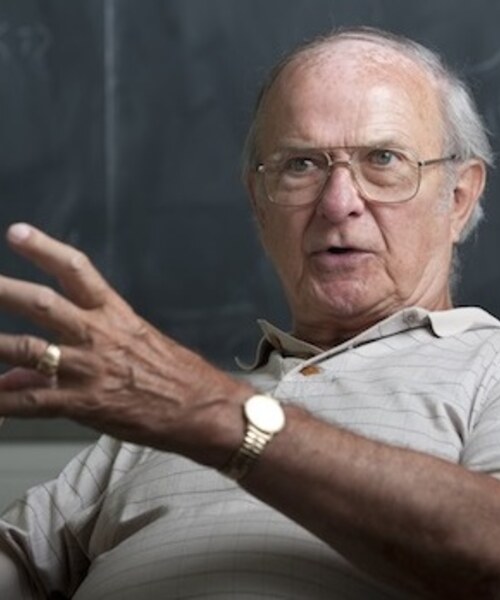 Carl Richard Hagen in his office at the University of Rochester (2010) by J. Adam Fenster/University of Rochester. CC BY-SA 4.0 via Wikimedia Commons.