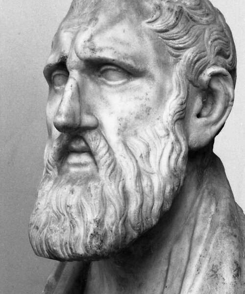 Roman marble bust (Augustan period copy of Greek Hellenistic original), photographed by Paolo Monti. CC-BY-SA 4.0 via Wikimedia Commons.